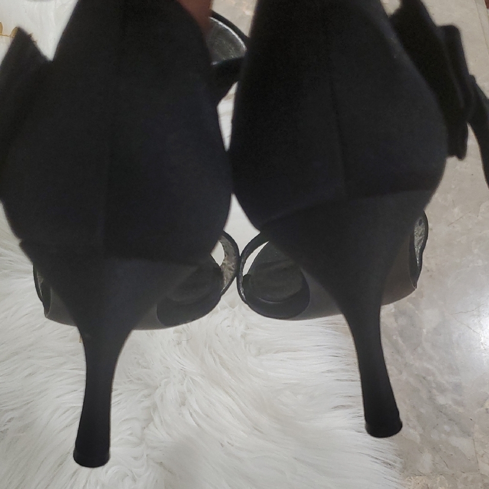 MIA Elegant Black Heels - Picture 11 of 12